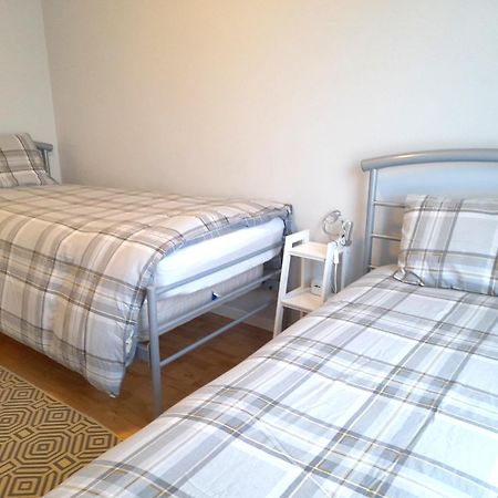 Excellent Location - City Centre - Parking - 4 Beds -2 Bedrooms Белфаст Экстерьер фото