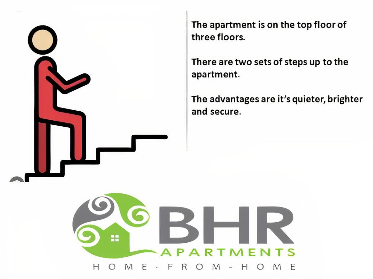 Excellent Location - City Centre - Parking - 4 Beds -2 Bedrooms Белфаст Экстерьер фото